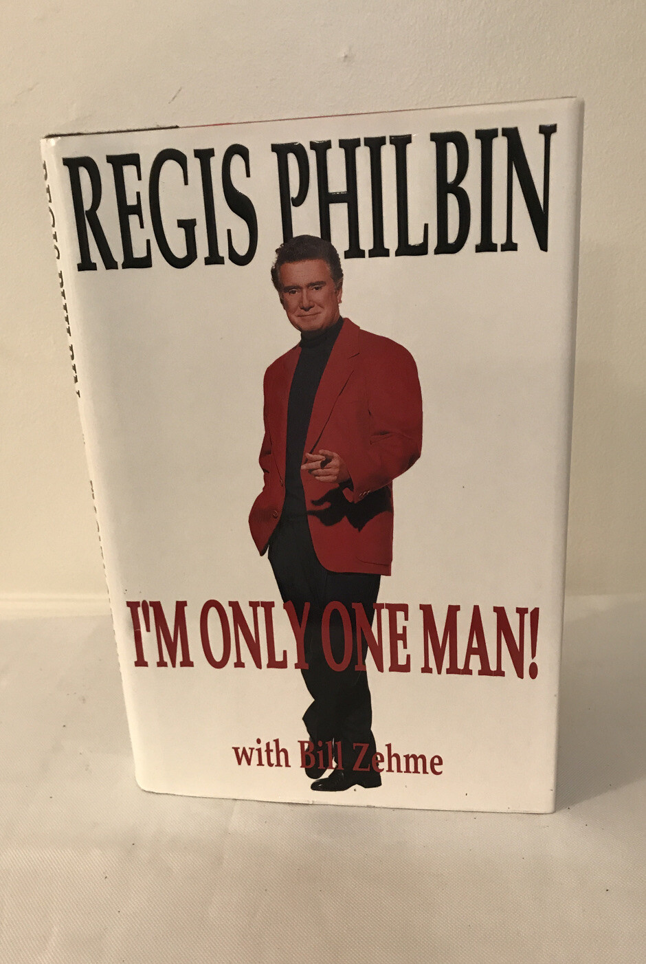 REGIS PHILBIN SIGNED AUTOGRAPHED 1ST EDITION ” I’M ONLY ONE MAN”