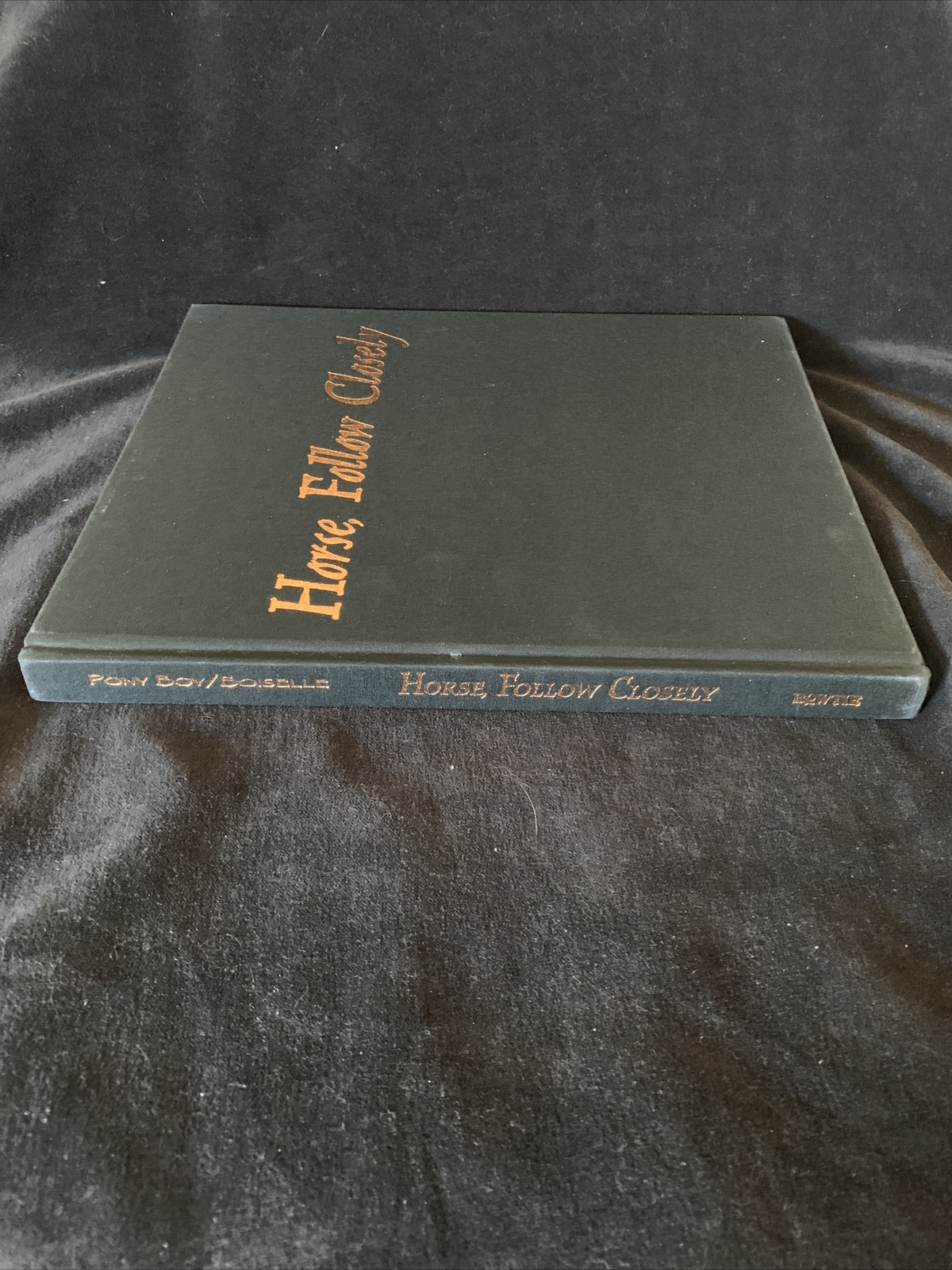 Signed 1st edition! Horse, Follow Closely by Gawani Pony Boy 2003 HCDJ Very good