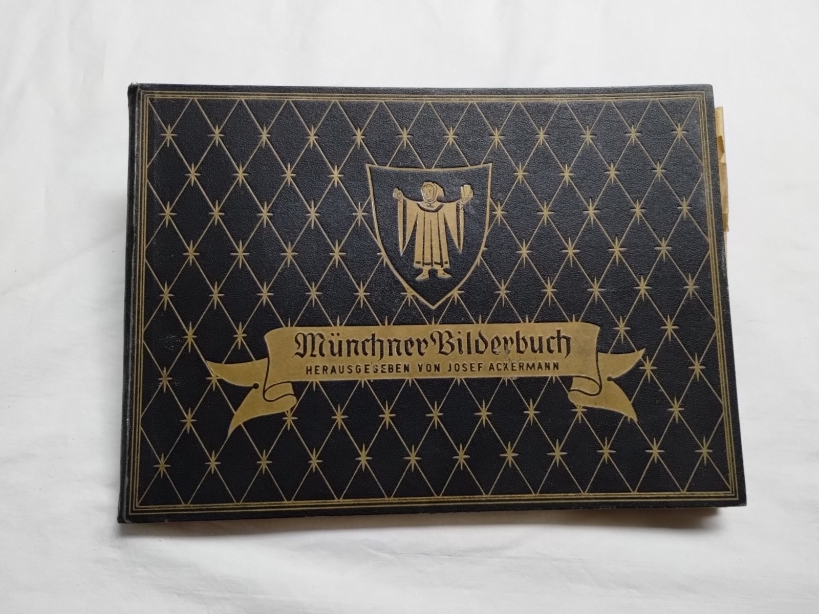 Munchner Bilderbuch – Drawings of Munich Architecture – 1950’s Vintage Hardcover
