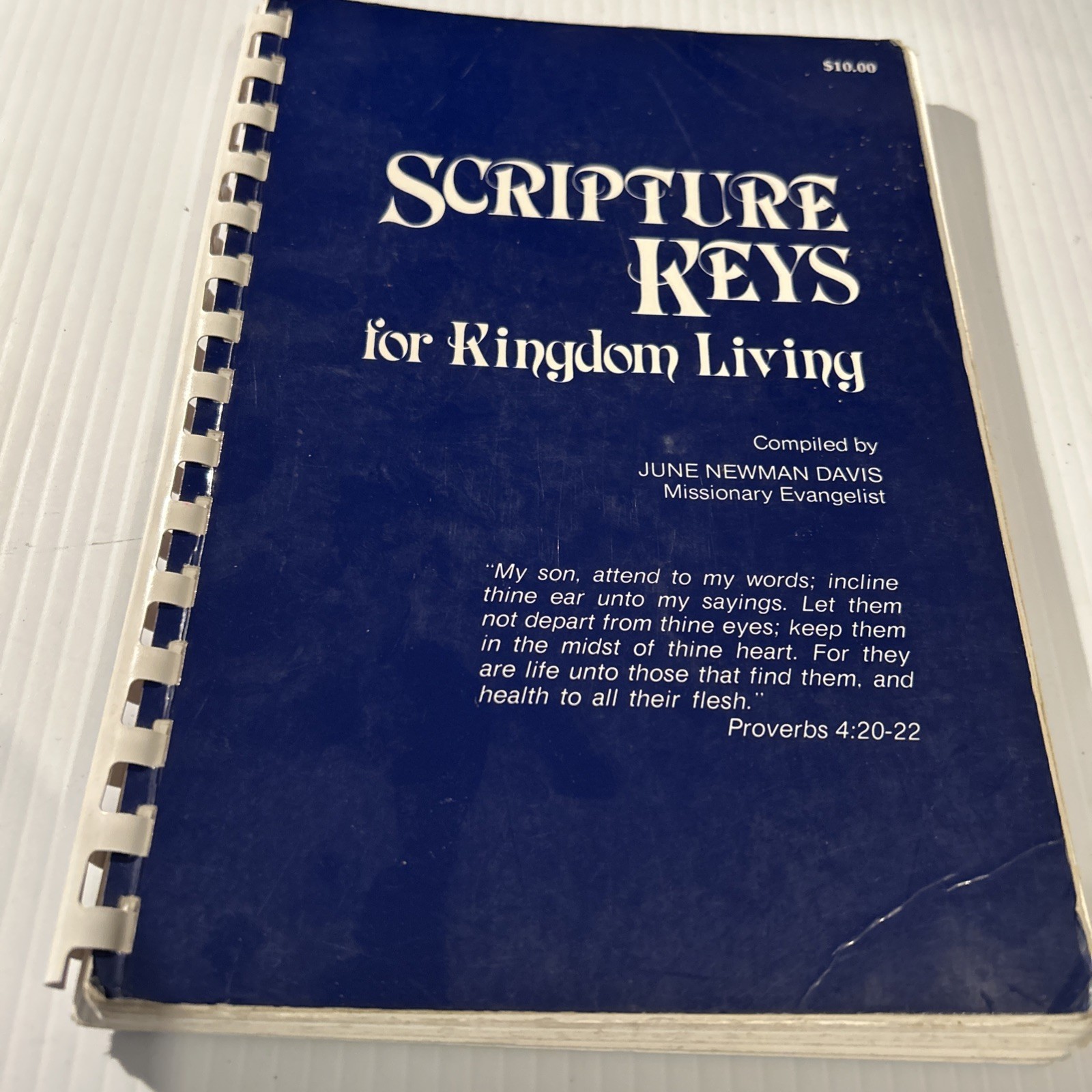 Scripture Keys for Kingdom Living By June Newman Davis 1978 Christian Prayer