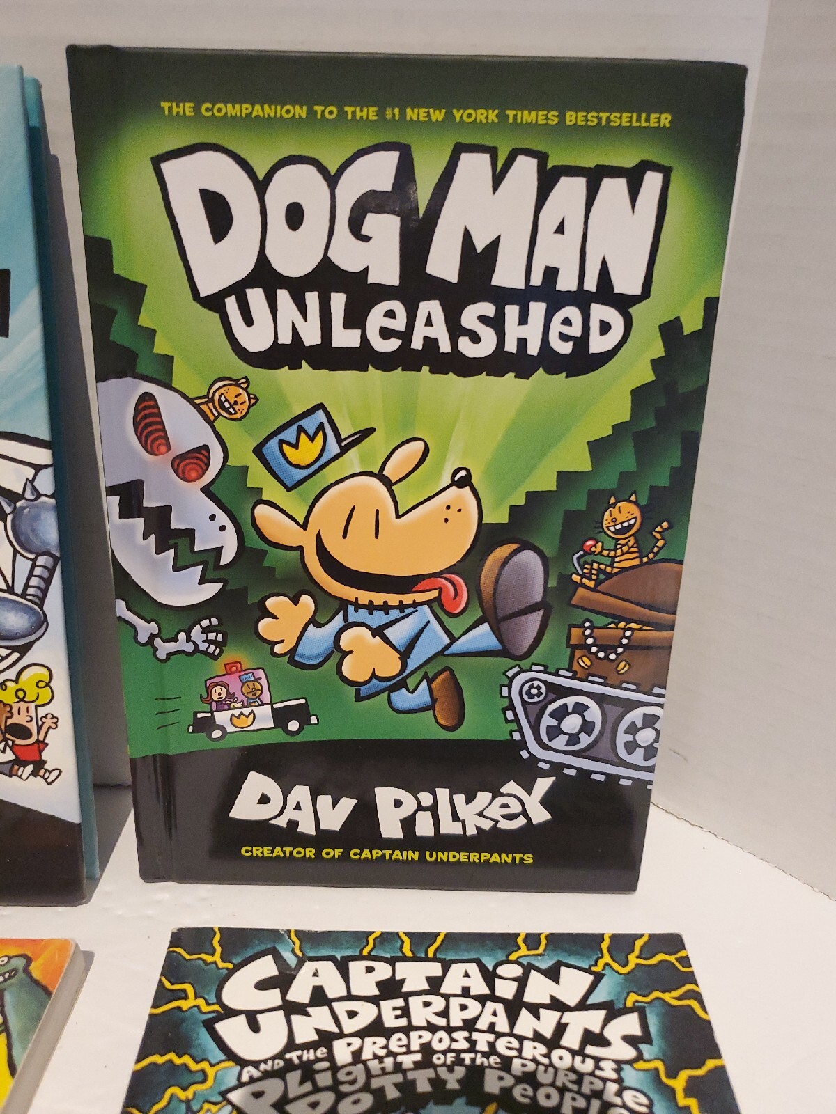 Captain Underpants Dog Man Unleashed Book Lot Of 11
