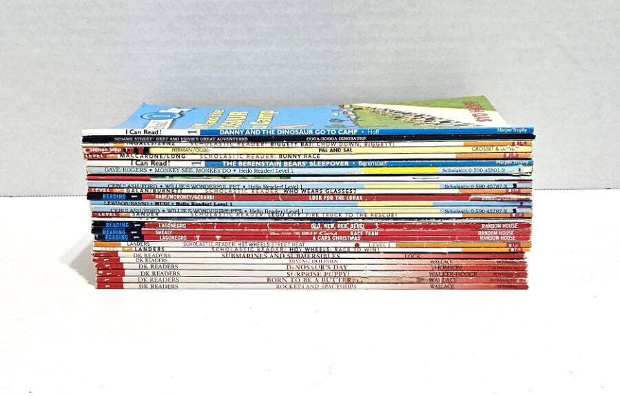 Lot of 26 RL 1 Readers for Boys Hot Wheels Dinosaurs Cars Lego Rockets