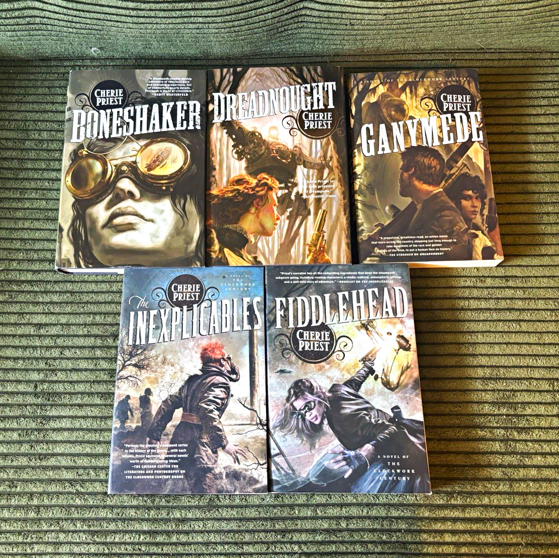 Book Lot 5: Cherie Priest Clockwork Century Paperback Boneshaker, Dreadnought
