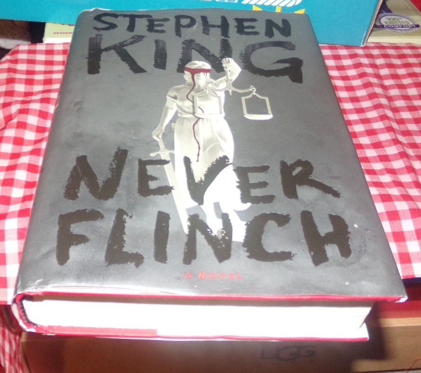 Never Flinch: A Novel – Hardcover, by King Stephen –