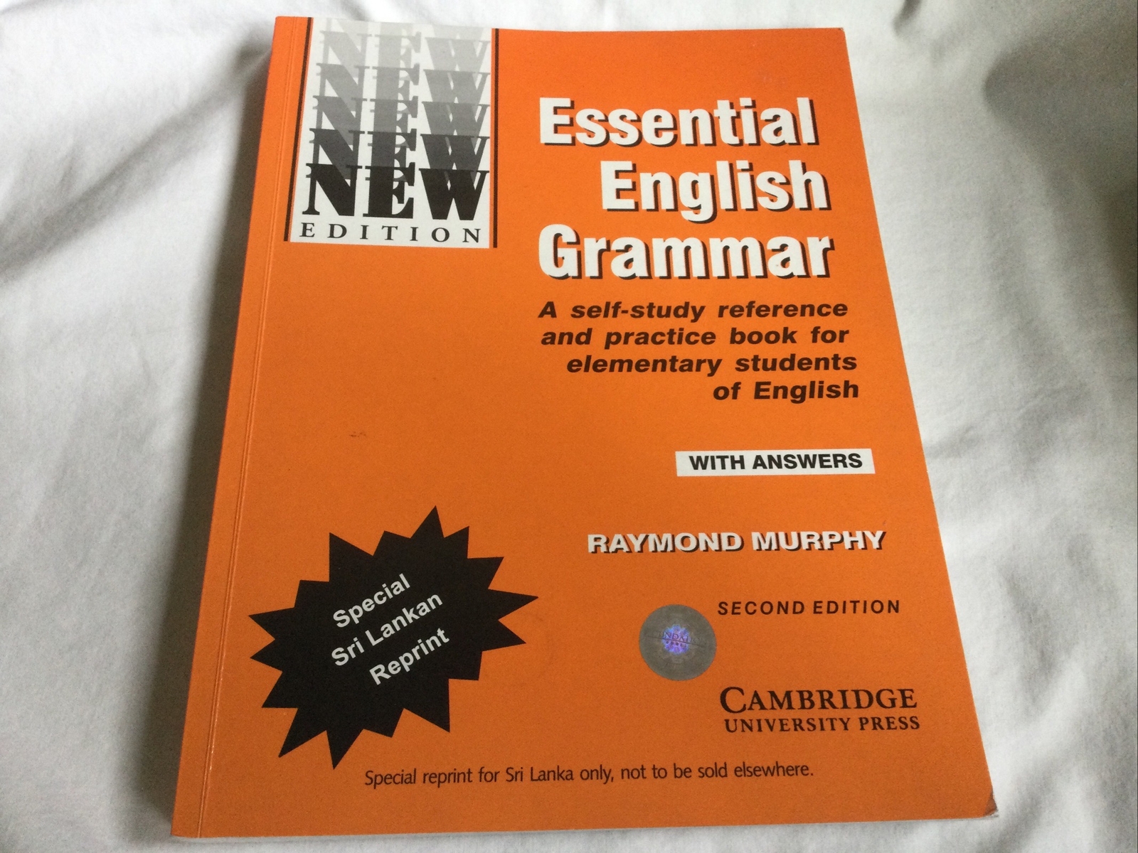 Essential English Grammar With Answers by Raymond Murphy – Excellent!