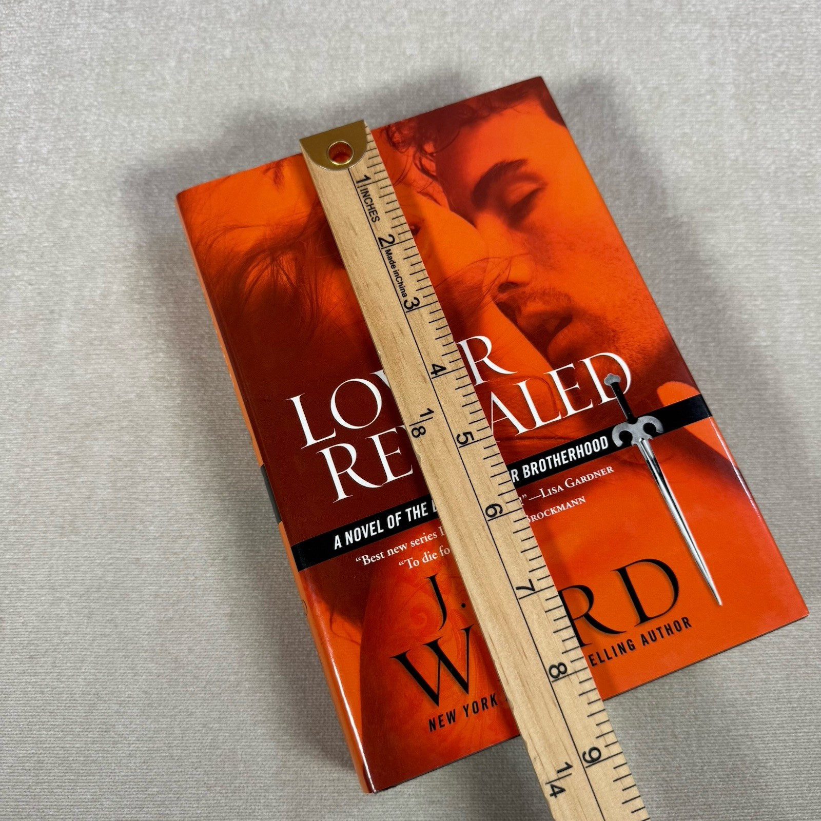 Lover Revealed (Black Dagger Brotherhood, 4) Ward, J. R. Hardcover Bookclub