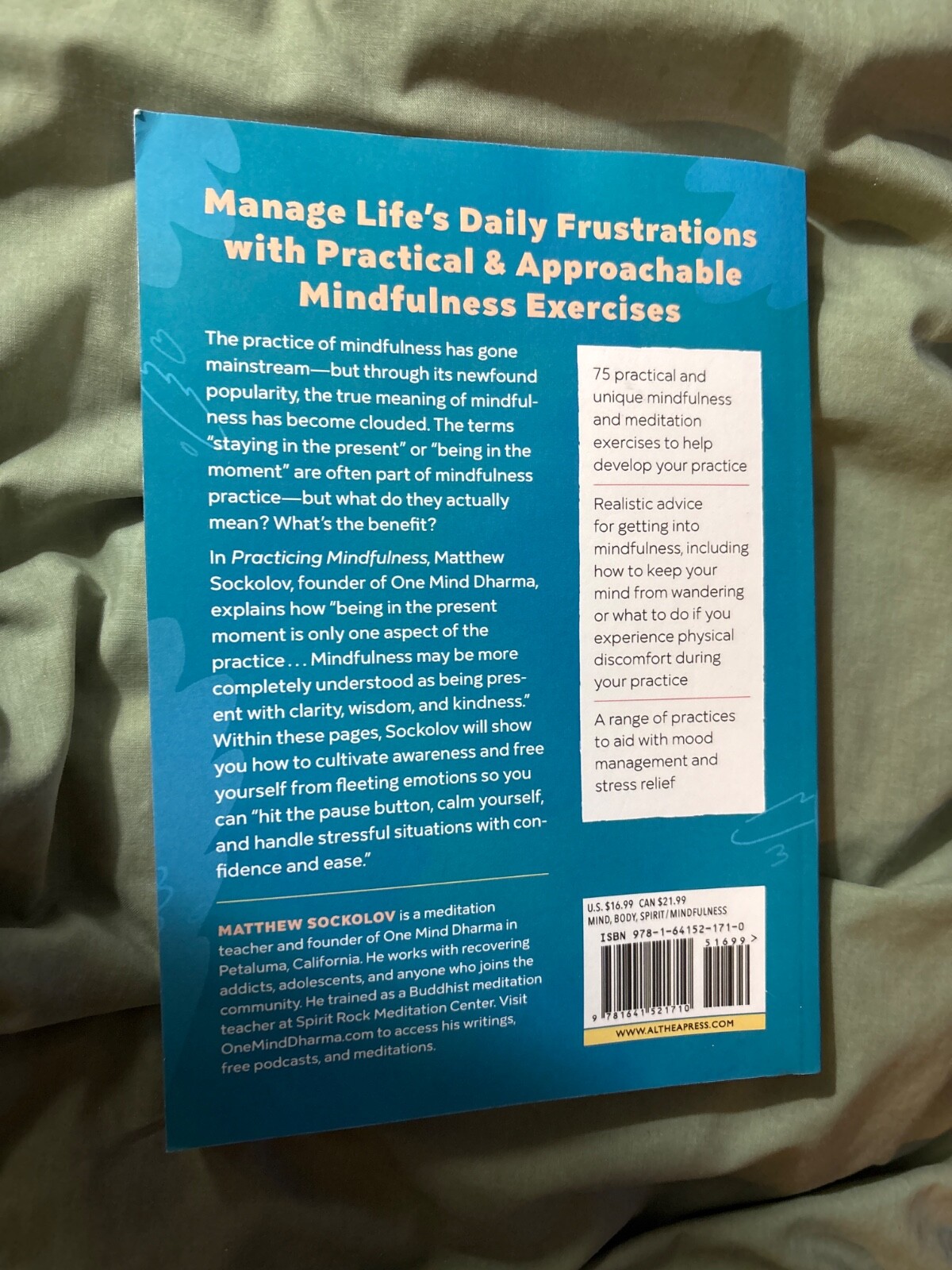 Practicing Mindfulness: 75 Essential Meditations to Reduce Stress, Improve Menta