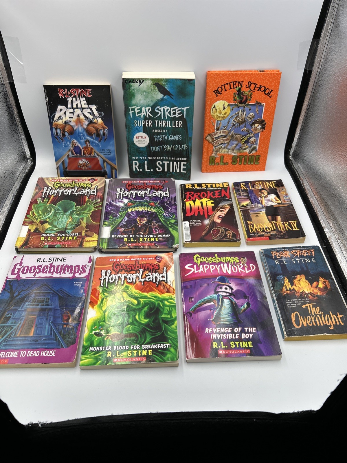 VTG & Modern RL Stine Lot Of 11 Fear Street & More PB & HB Horror READ