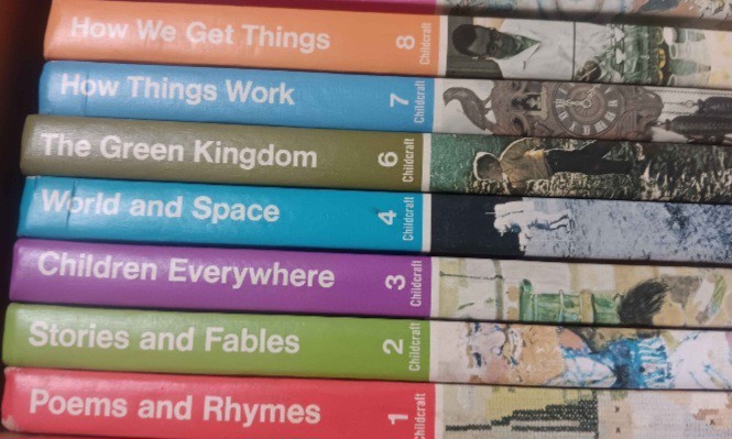 Vintage Childcraft Set: 1979 Edition #1-4, #6-15 + 8 Annuals=22 Great Condition