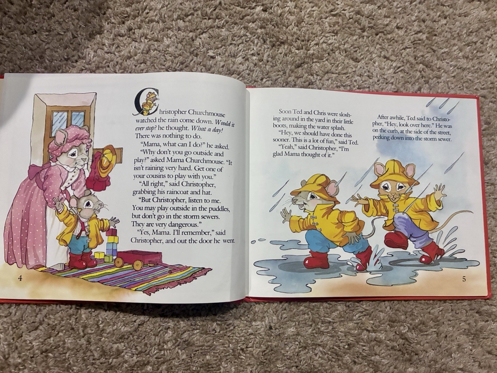 Christopher Churchmouse Classics Ser.: Rainy Day Rescue by Barbara Davoll