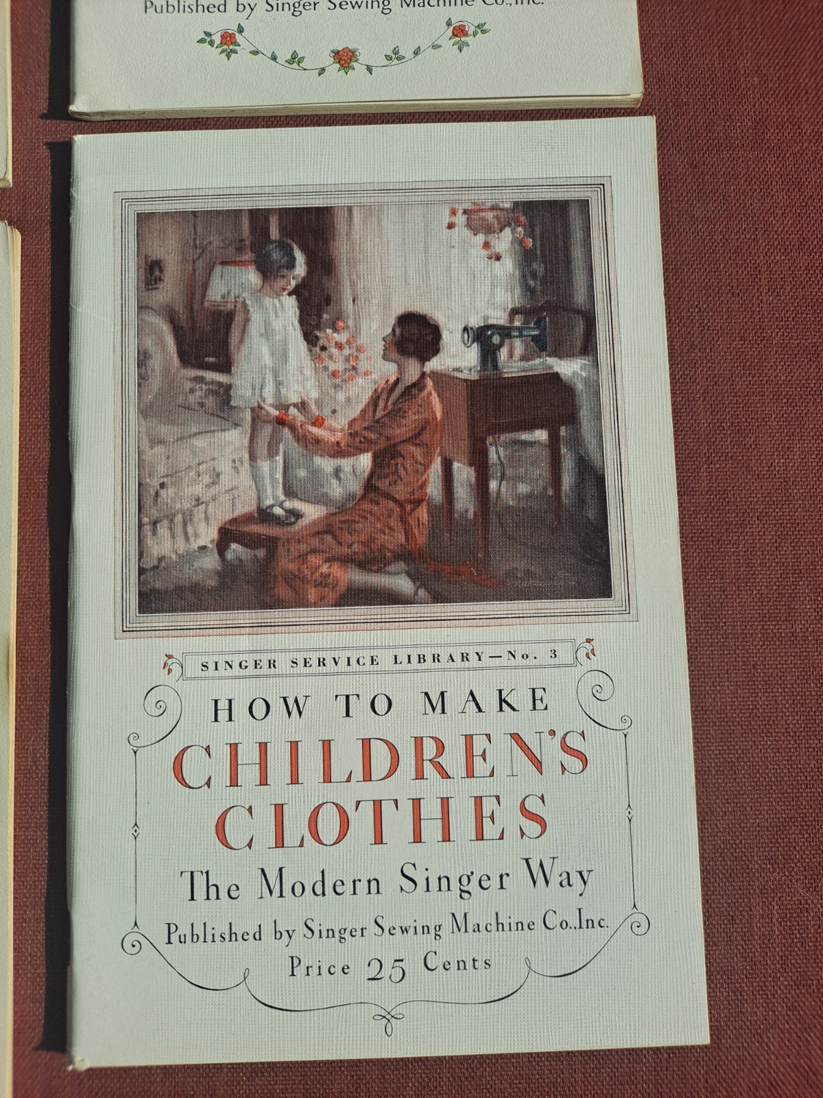 MINT CONDITION! Singer Sewing Library 4 Booklets with Slip Cover Vintage 1930-32