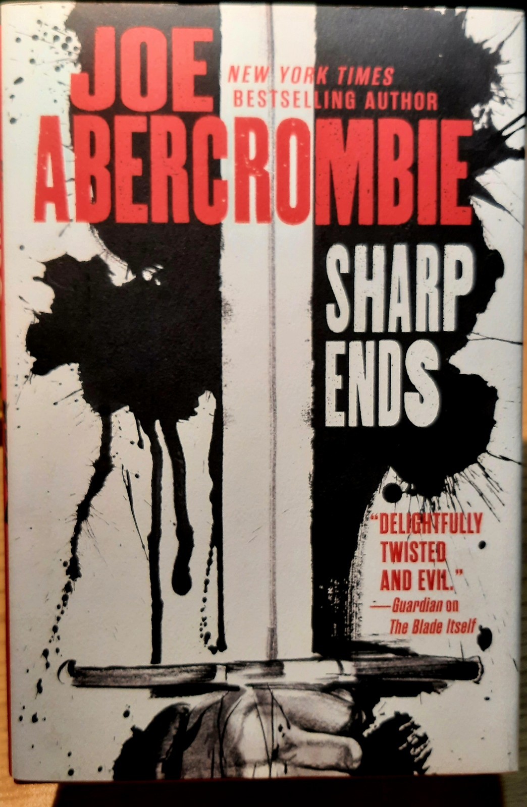 Sharp Ends : Stories from the World of the First Law by Joe Abercrombie…