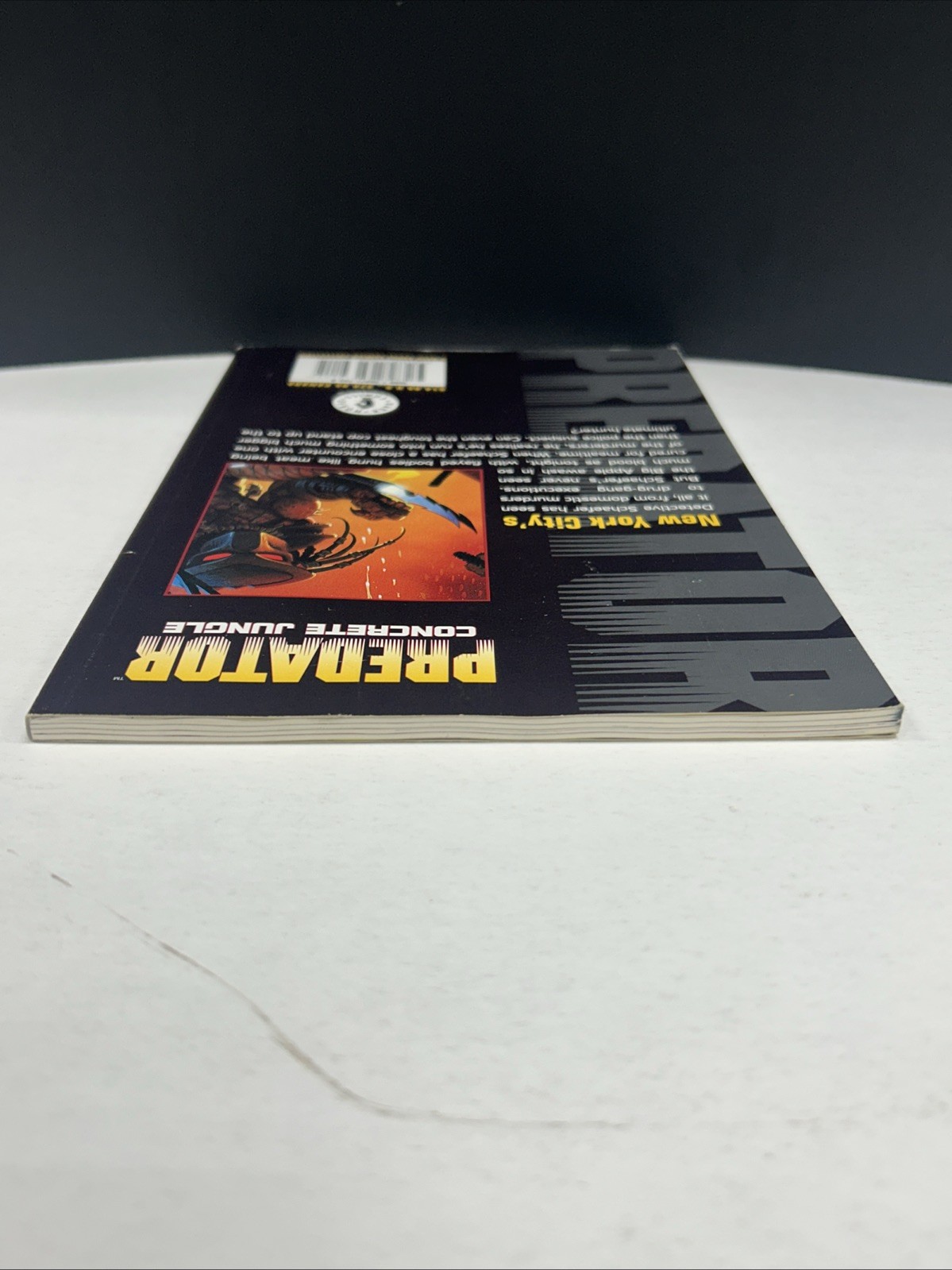 PREDATOR VOL 1: CONCRETE JUNGLE. Dark Horse Comics, Excellent Condition 1996 OOP