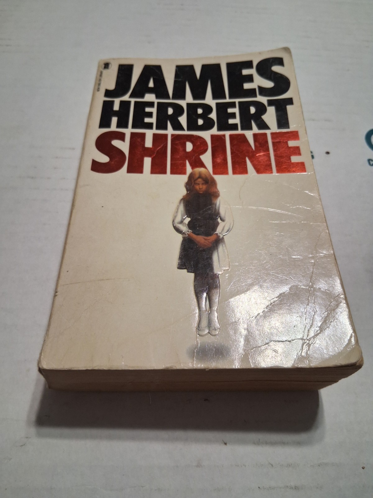 James Herbert’s SHRINE NEL First Edition Paperback