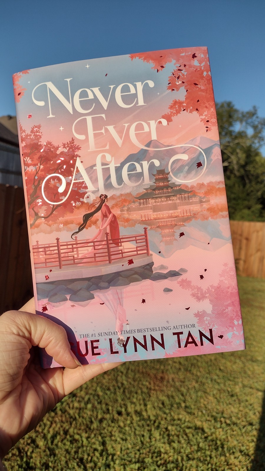 Fairyloot Exclusive 1st Edition Sprayed Edges – Never Ever After by Sue Lynn Tan