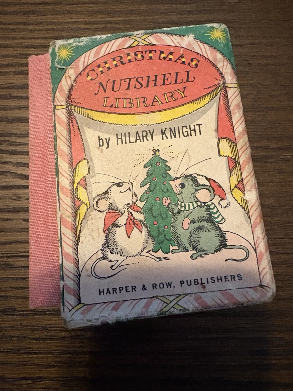 Christmas Nutshell Library Mini Box Set (4 Books) Hilary Knight 1963