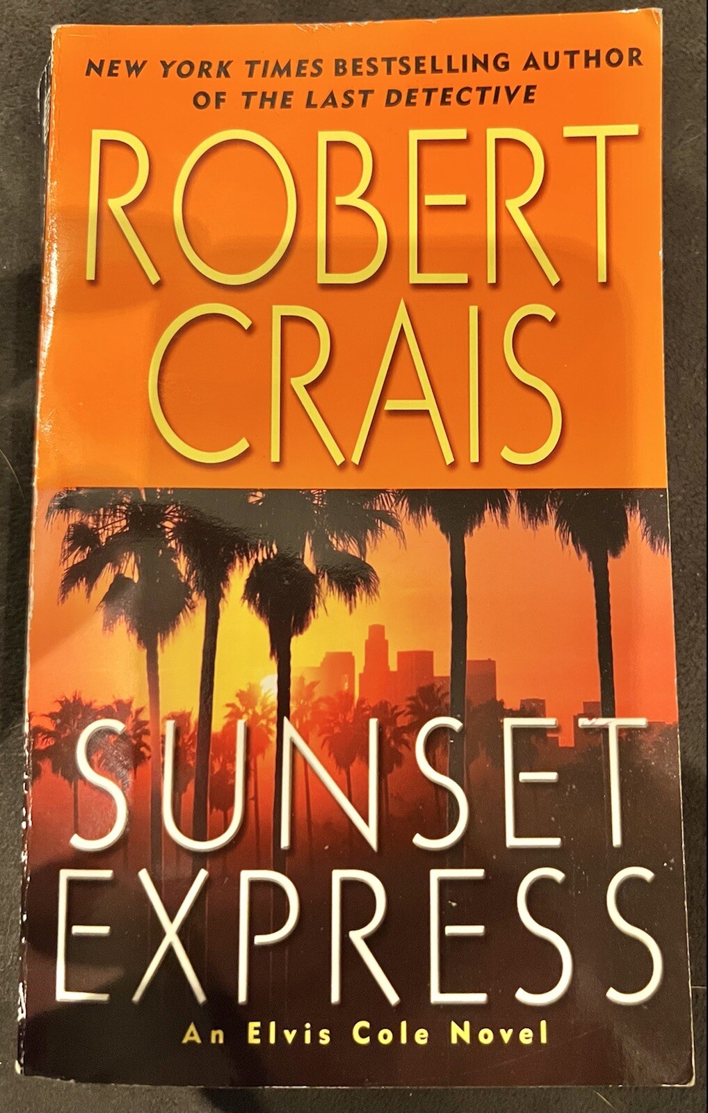 An Elvis Cole and Joe Pike Novel Ser.: Sunset Express : Good Condition