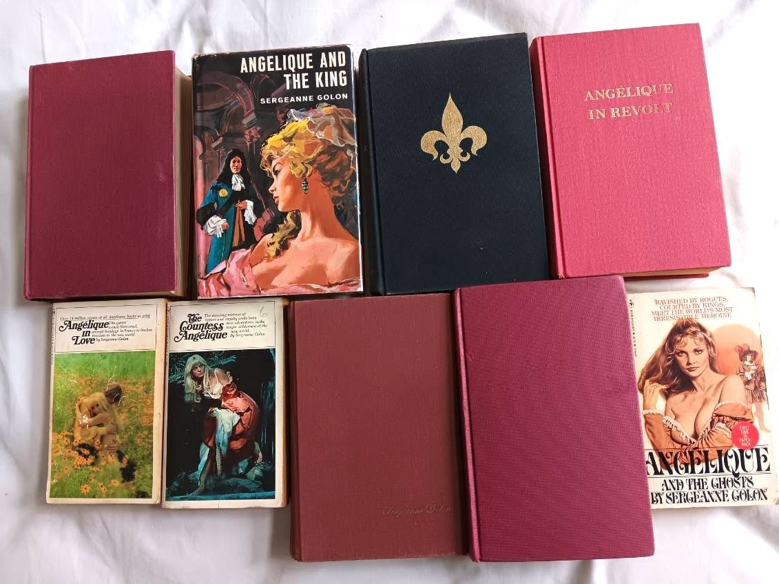 Sergeanne Golon–ANGELIQUE Complete Set of 9 Books Mixed Lot