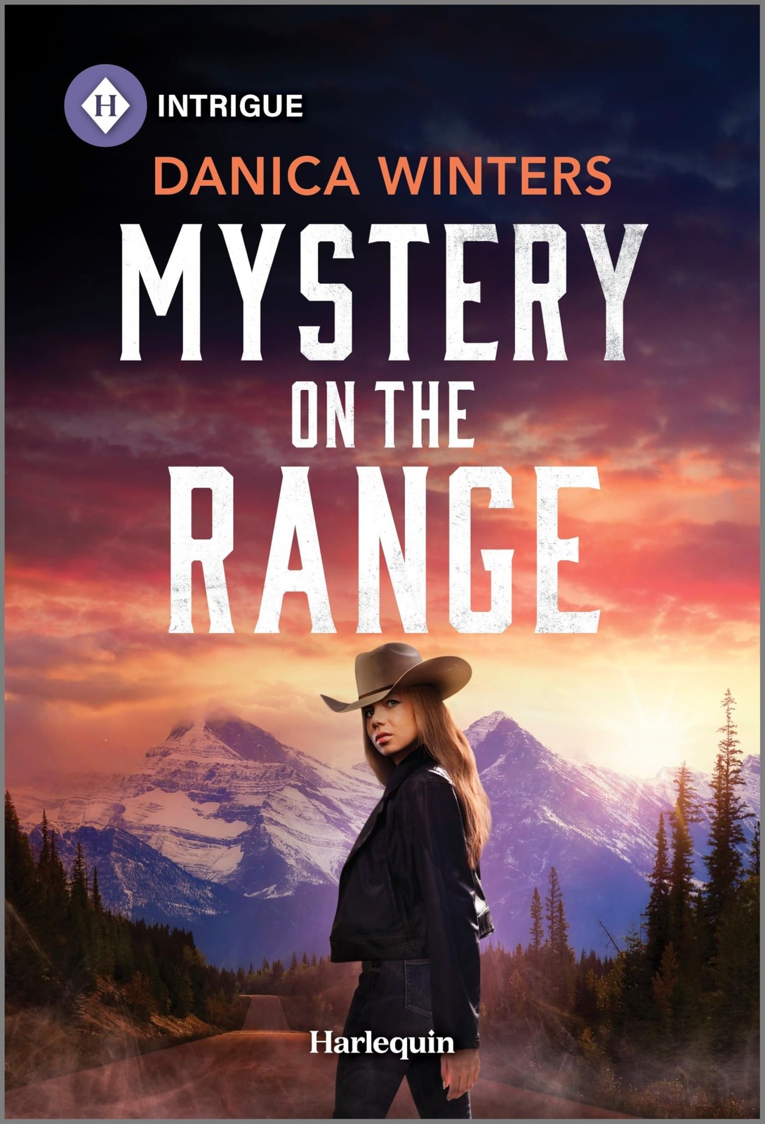 Mystery on the Range: A Montana Cowgirl Western Suspense Romance (West Glaci…