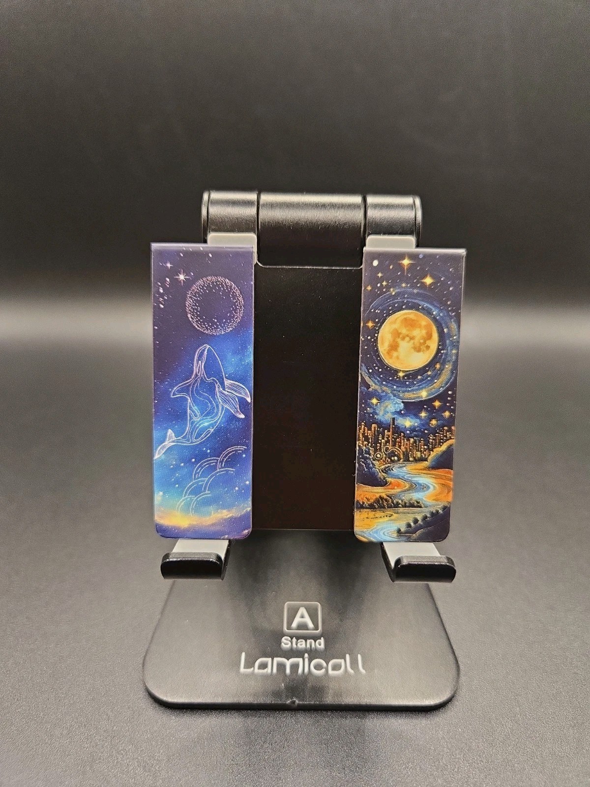 2 Piece Galaxy Space Theme Magnetic Folding Bookmarks! As Seen Standard Ship.