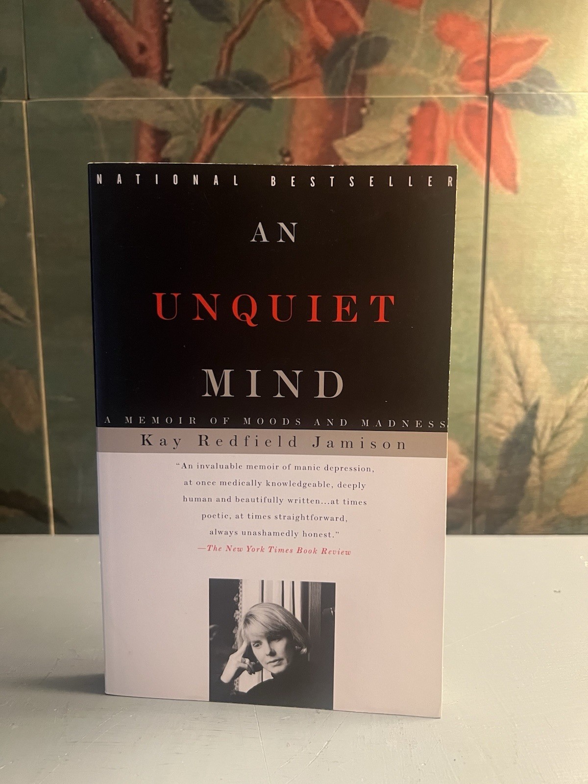 An Unquiet Mind (Paperback or Softback)