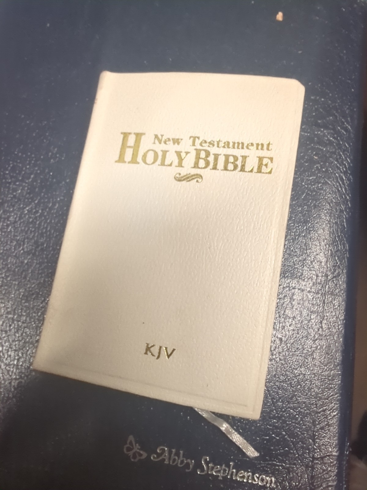Holy Bible KJV Mini Pocket Size King James Version 3 x 4.25 inch Very Good Used