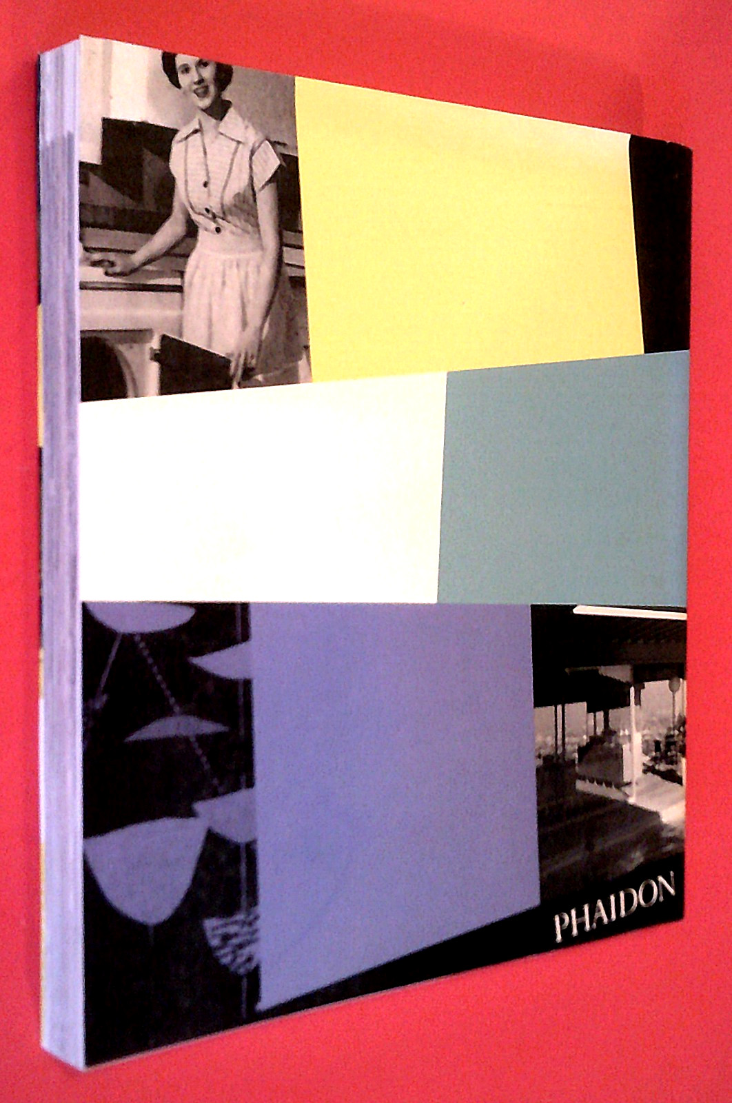 ‘contemporary’ : Architecture and Interiors of the 1950s by Lesley Jackson