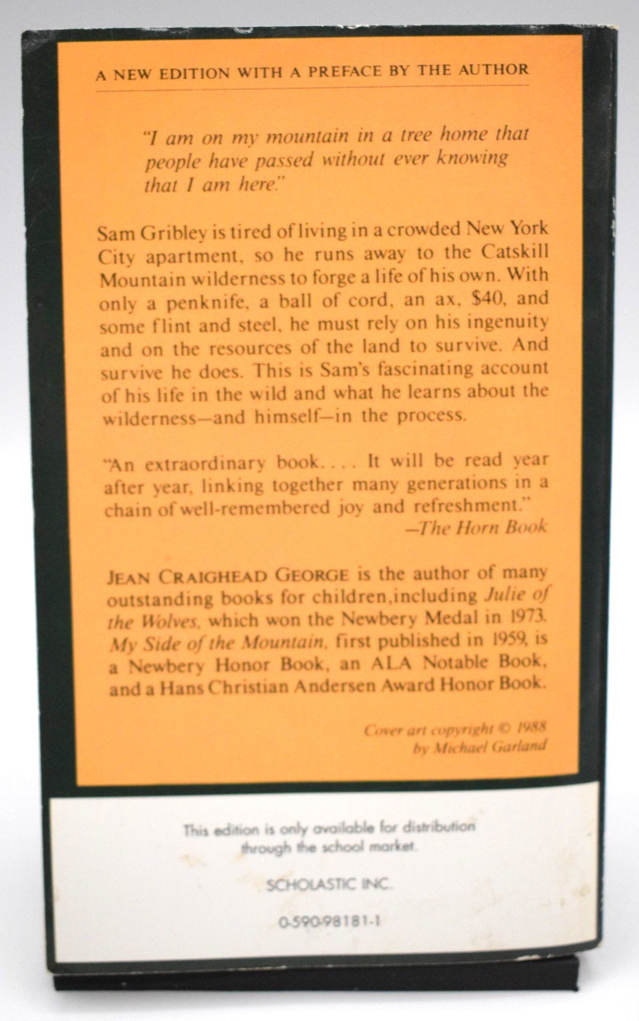Vintage Paperback Book – My Side Of The Mountain Copyright 1959, Printed 1988