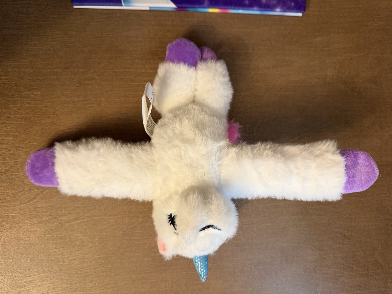 Snap & Snuggle: How to Catch a Unicorn: Plush Silicone Slap Bracelet and Book