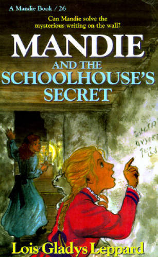 Mandie and the Schoolhouses Secret (Mandie, Book 26) – Paperback – ACCEPTABLE