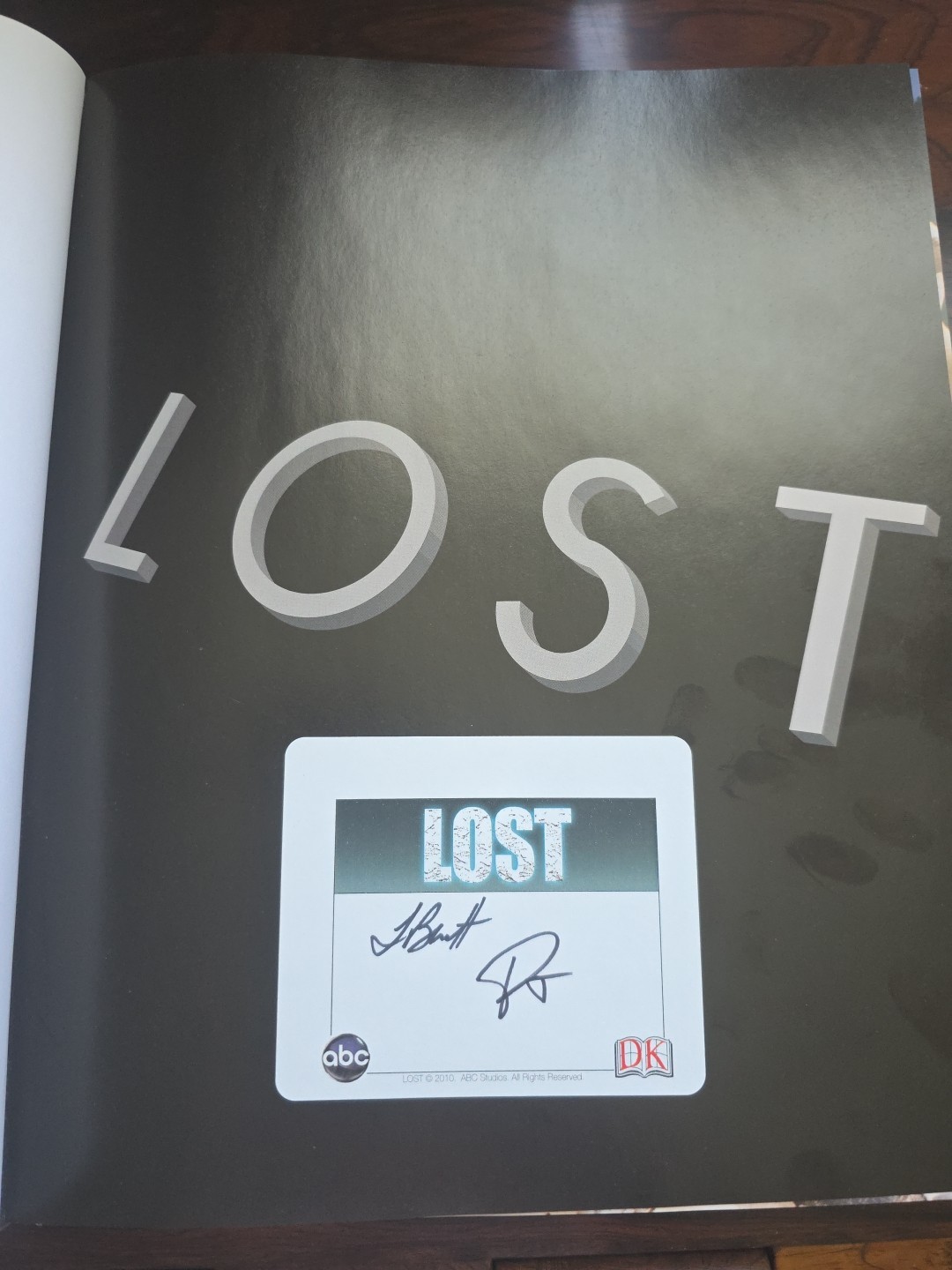 Lost Encyclopedia Signed By Tara Bennett And Paul Terry