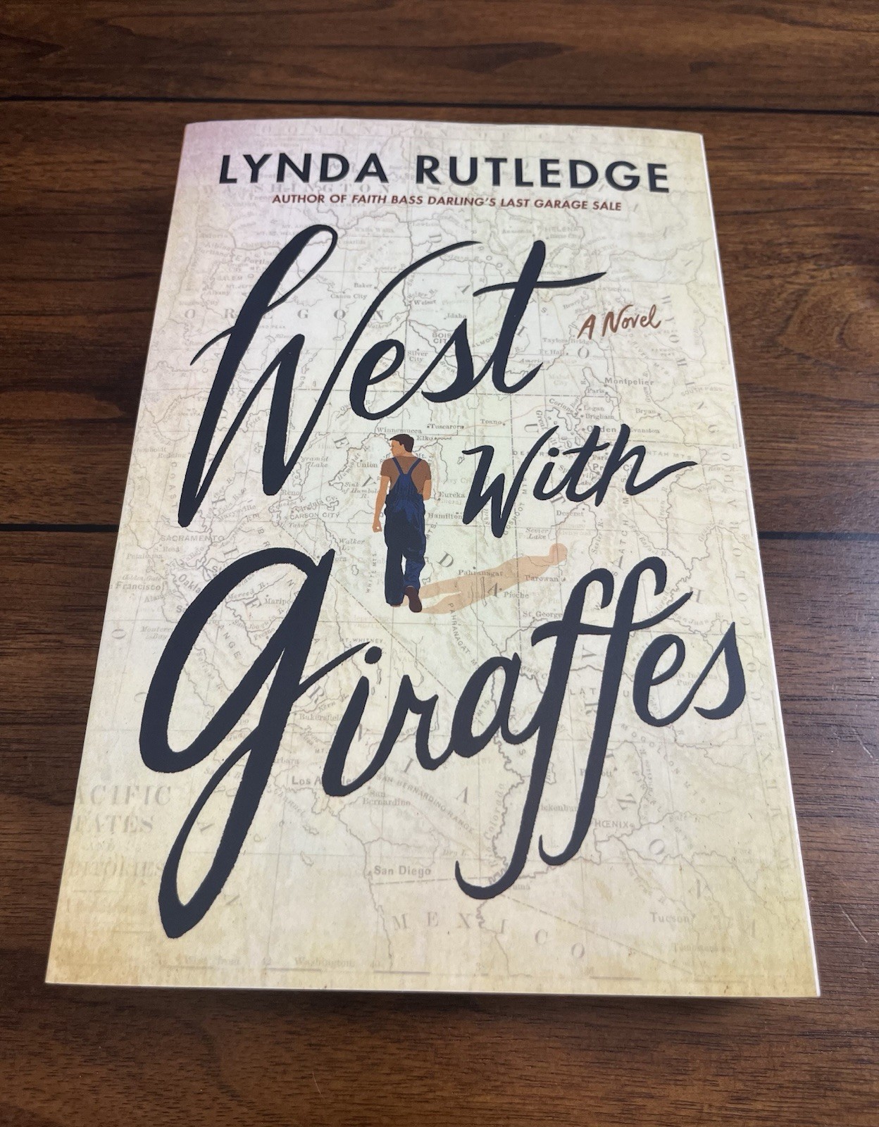 West With Giraffes | Lynda Rutledge | Like New Trade Paperback