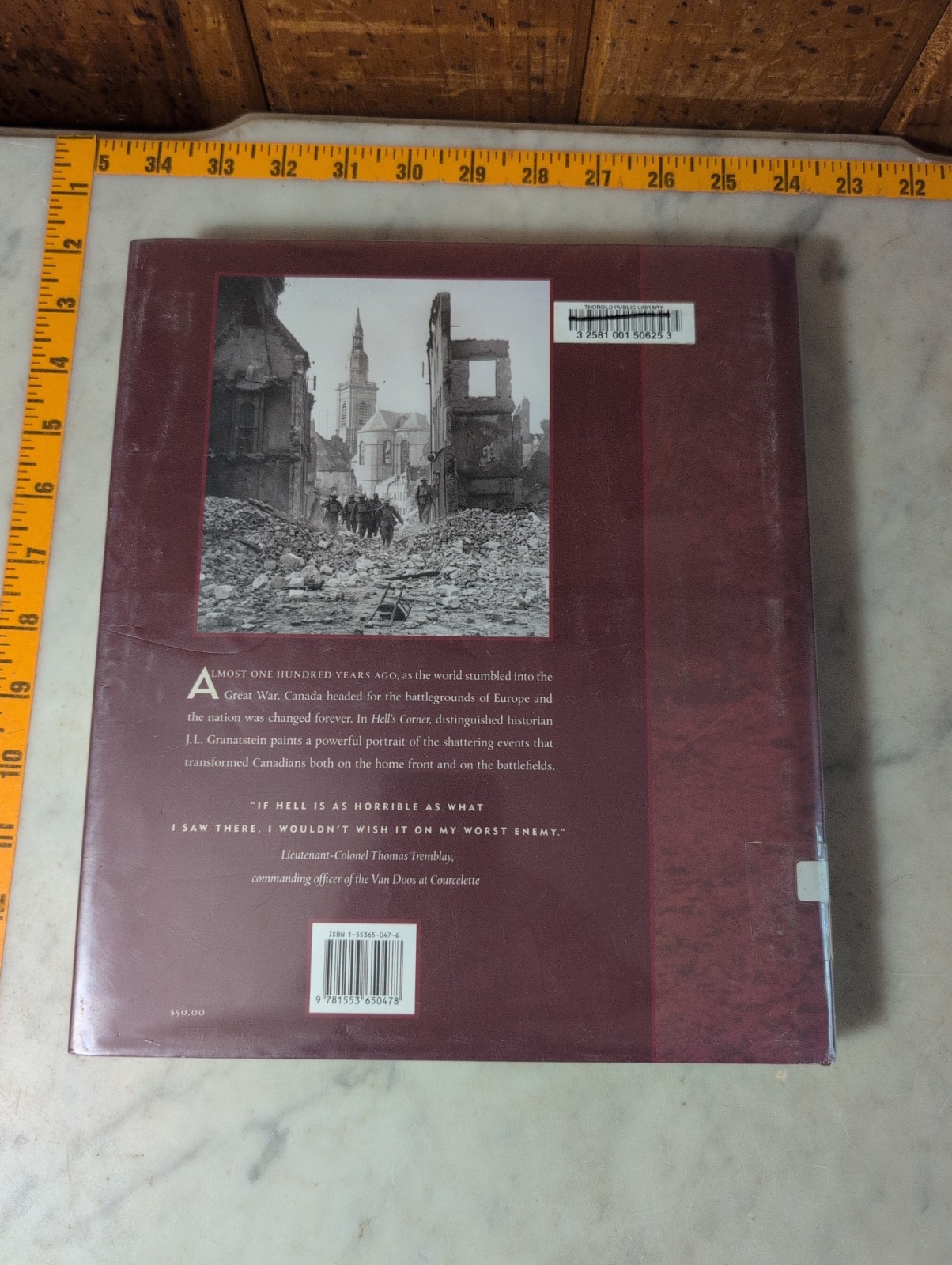 Hell’s Corner : An Illustrated History of Canada’s Great War World War 1 HCDJ