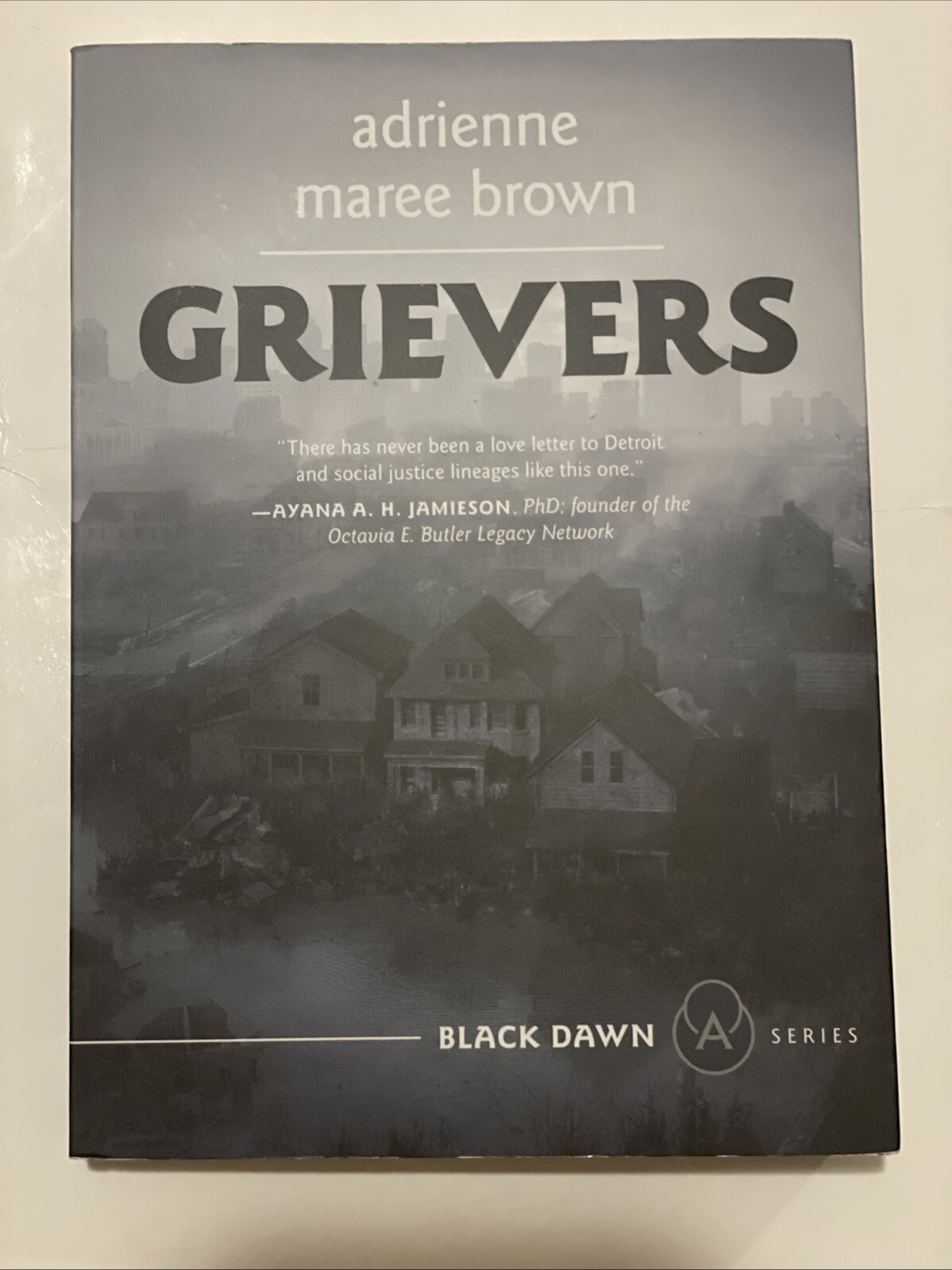 adrienne maree brown Grievers (Paperback)