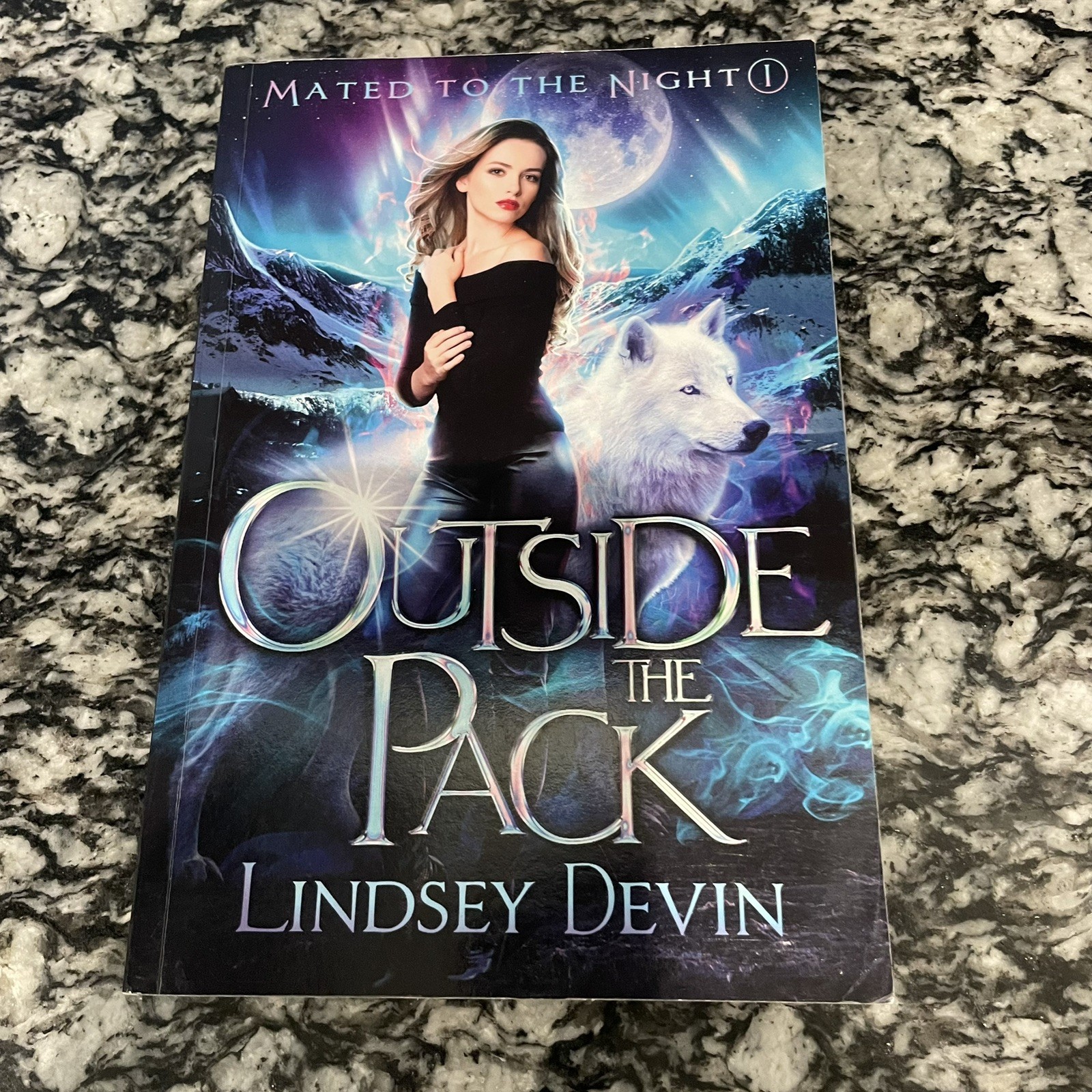 Outside The Pack – Mated To The Night (Book 1) Lindsey Devin Paperback