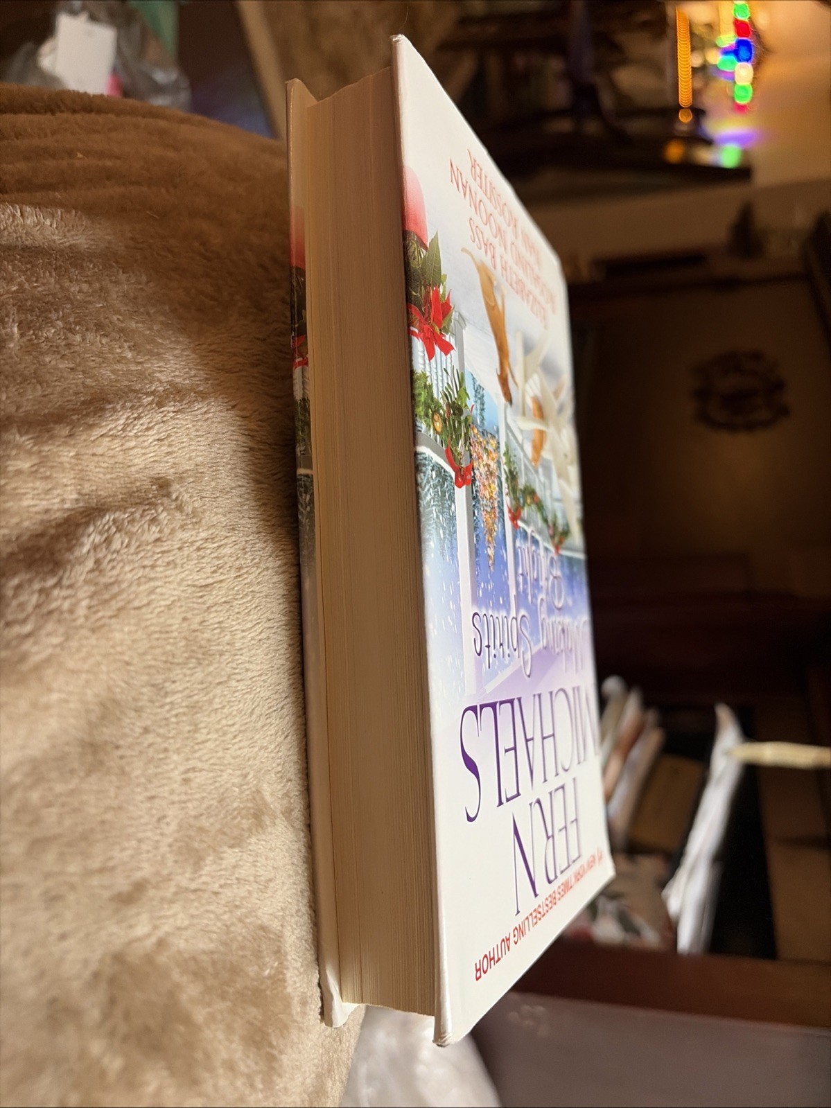 Making Spirits Bright Fern Michaels Hardcover Christmas Romance Anthology Novel