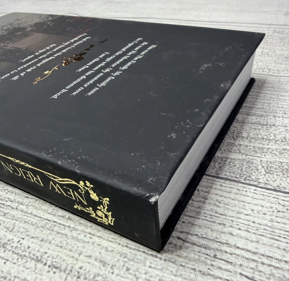 Shain Rose New Reign Mafia Duet Hardback Gold Foil Signing Exclusive Signed HTF