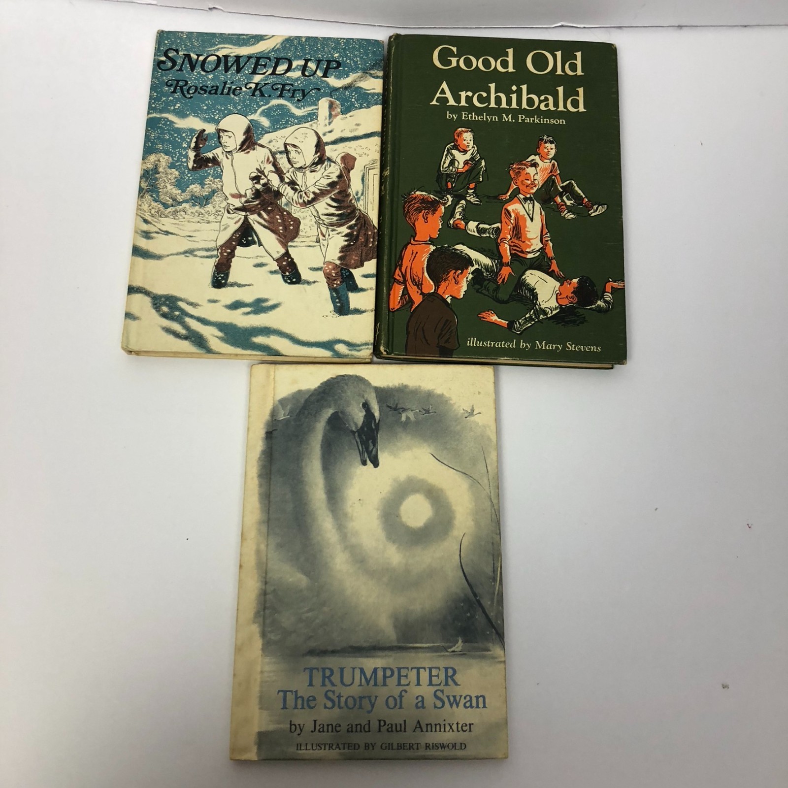 Lot of 3 Vintage Books Hardcover 1970s Weekly Reader Children’s Book Club