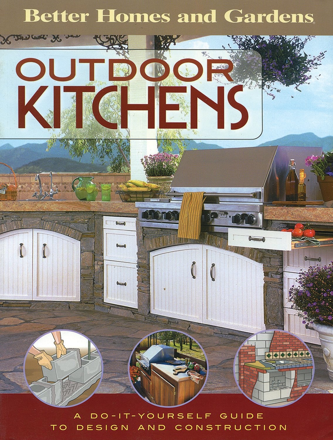 Outdoor Kitchens: A Do-It-Yourself Guide to Design and Construction by Ken Sidey
