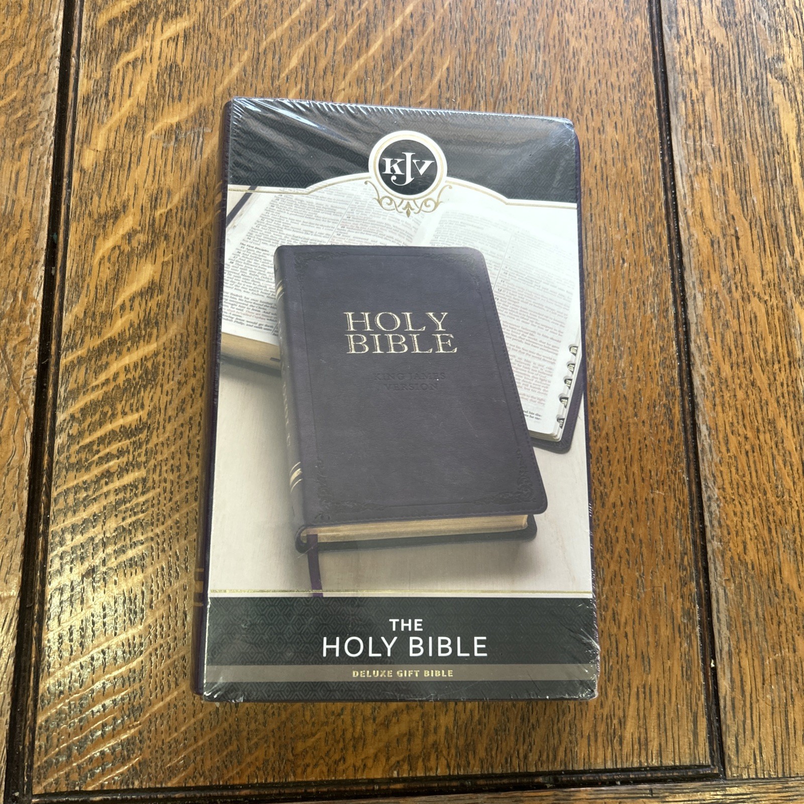 Purple KJV Gift Edition Bible Purple (Leather / Fine Binding) New