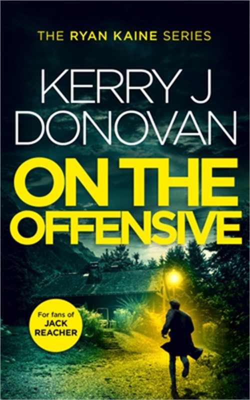 On the Offensive (Paperback or Softback)