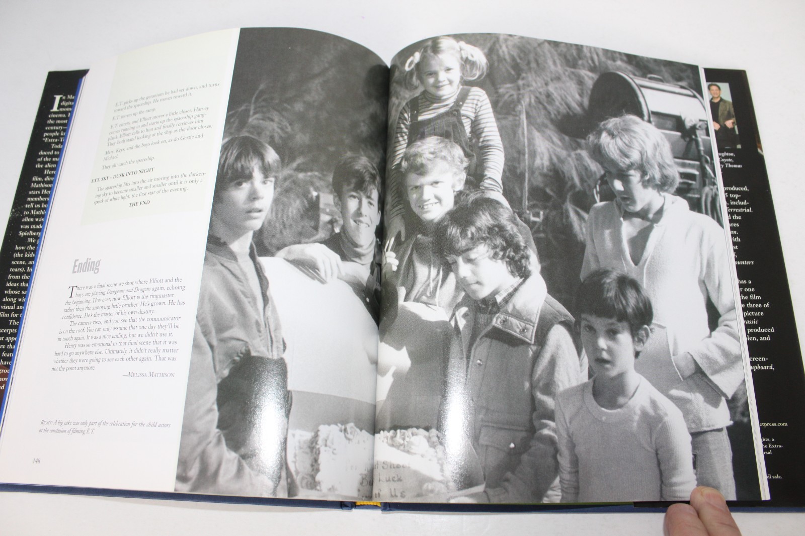 E.T. THE EXTRA-TERRESTRIAL: FROM CONCEPT TO CLASSIC–GIFT SET EDITION 2002 LN