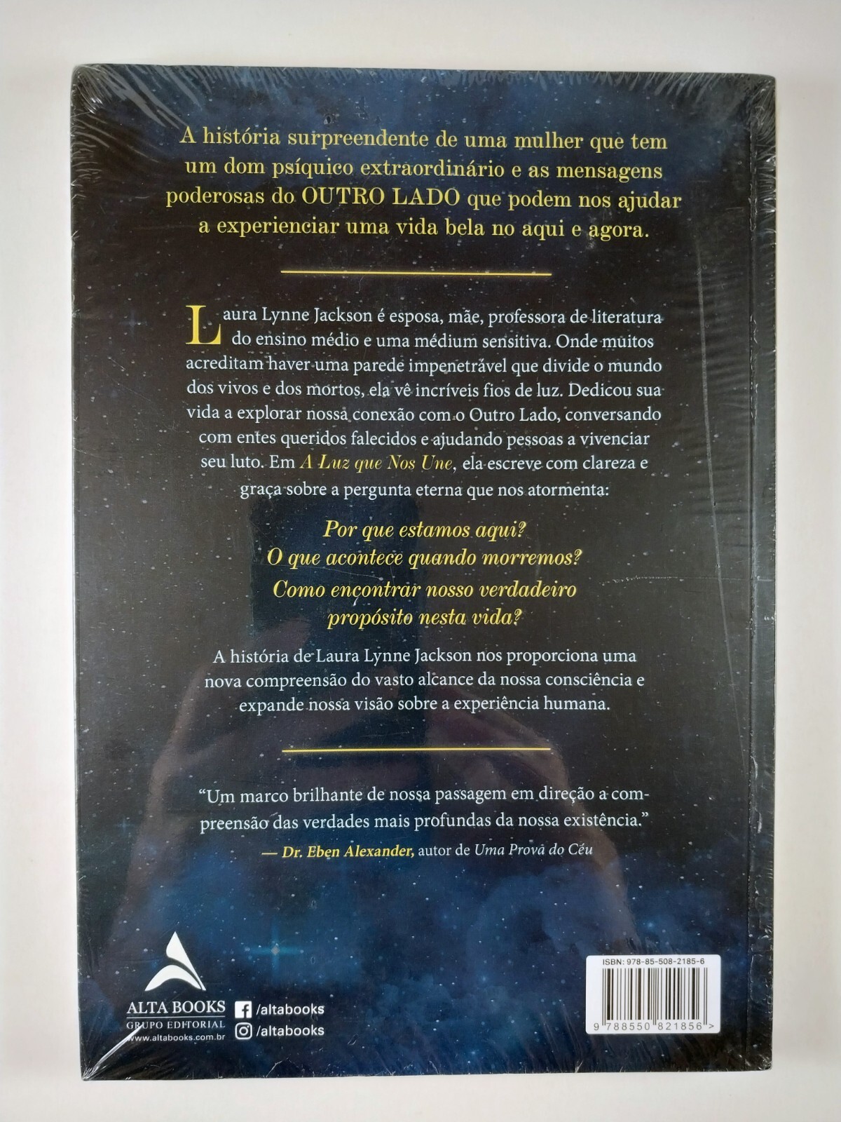 A Luz Que Nos Une by Laura Lynne Jackson (TPB ) Portuguese – Sealed