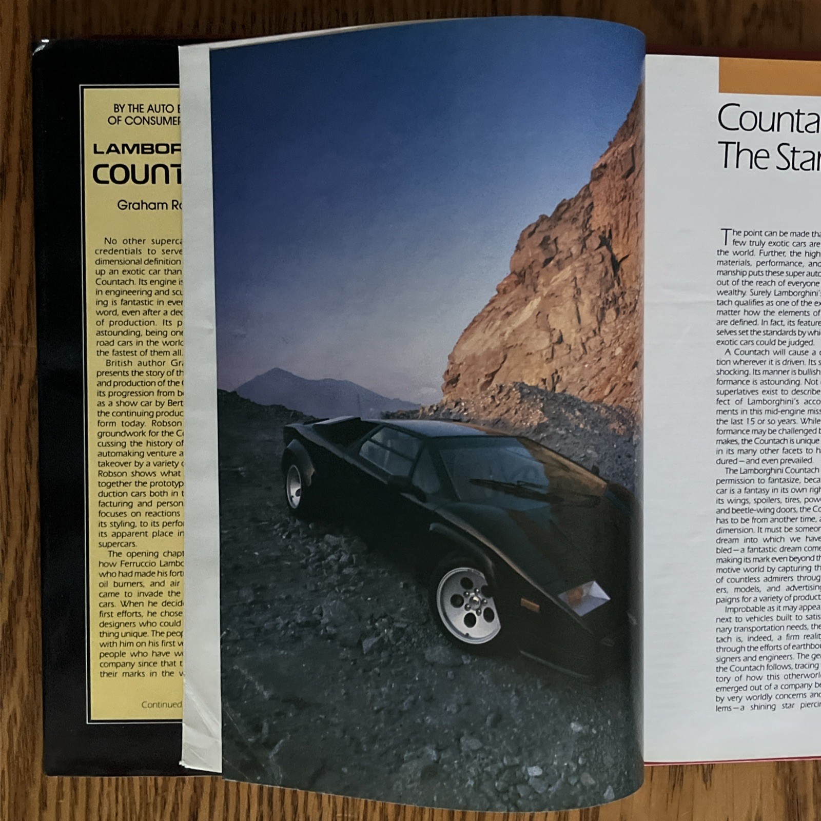 LAMBORGHINI COUNTACH By Graham Robson – Hardcover Book. Complete!