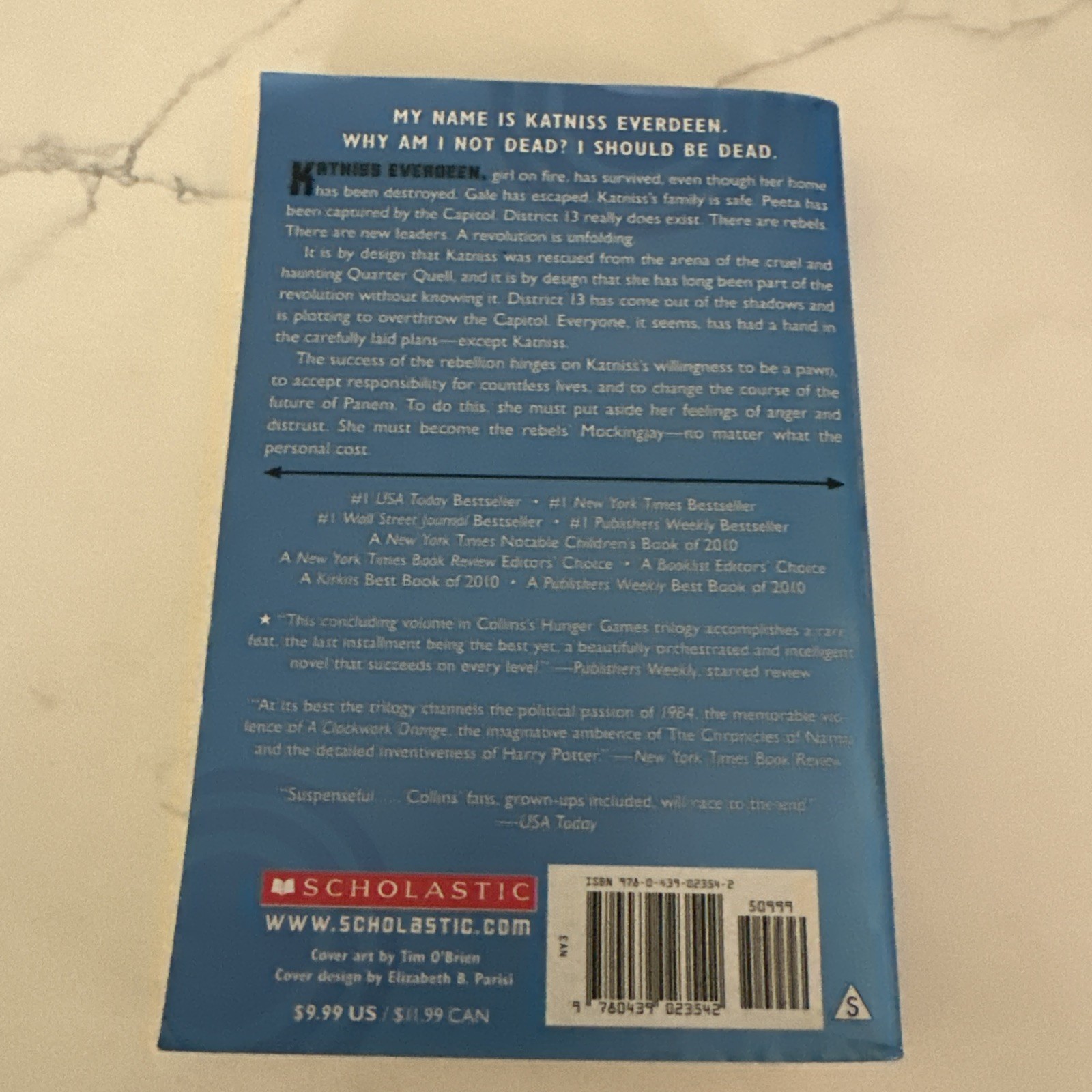 Mockingjay by Suzanne Collins (2012, Trade Paperback)