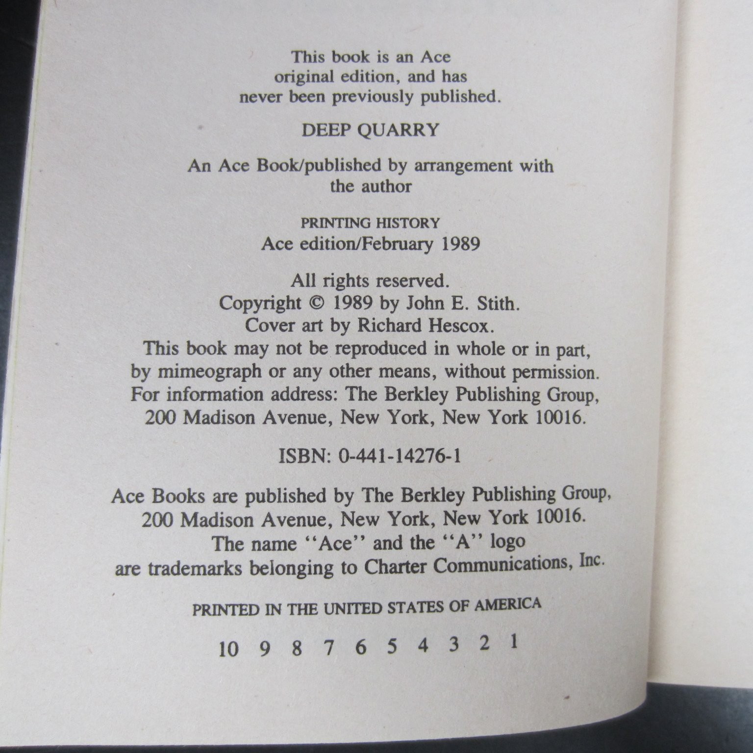 Deep Quarry John E. Stith 1989 First Edition Ace Books Sci-Fi Mystery Bug Eye PB