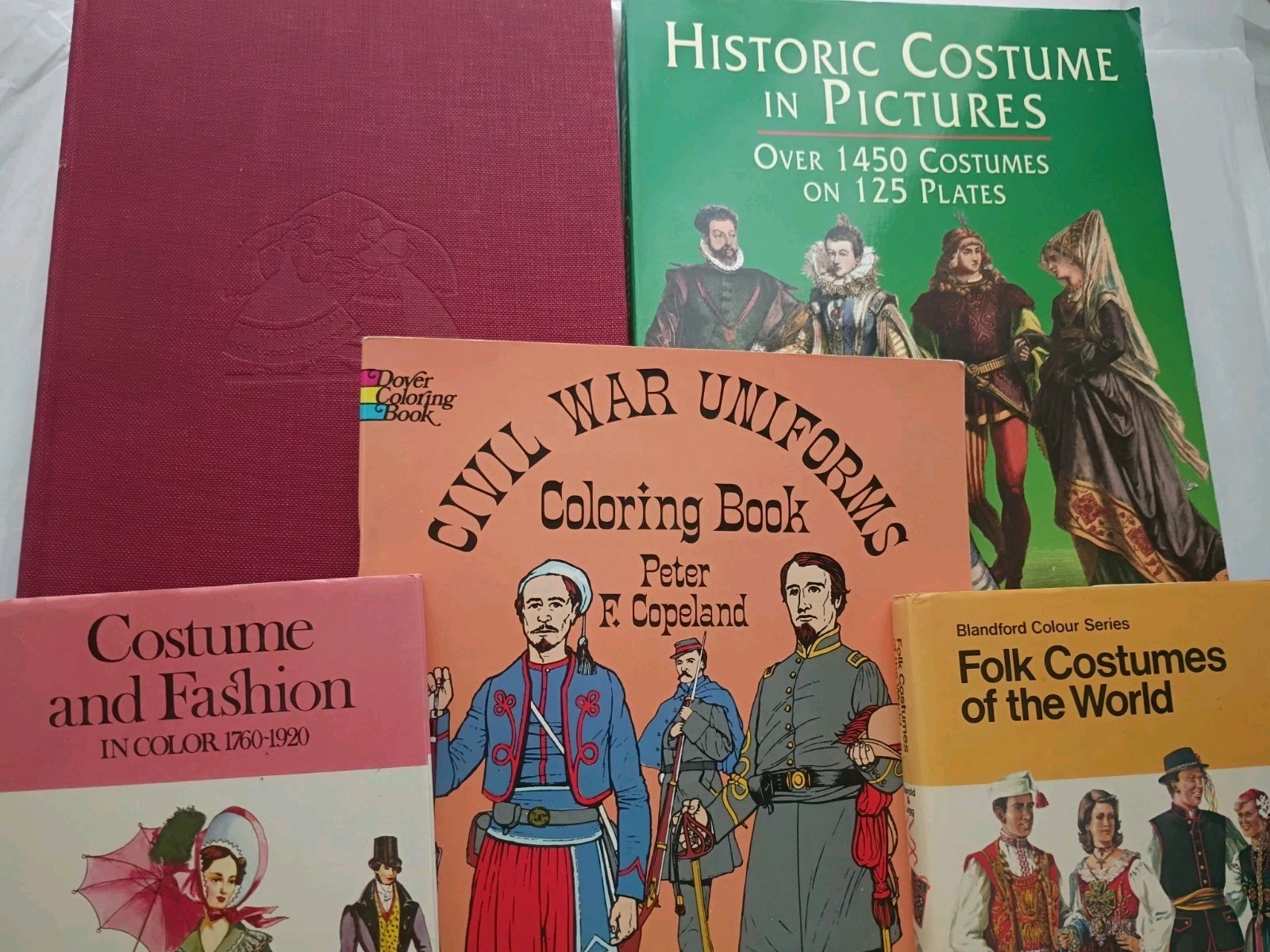 Lot Of 4+ Vintage Costume Books: Folk, Historic, Civil War, Europe Ect (1059)