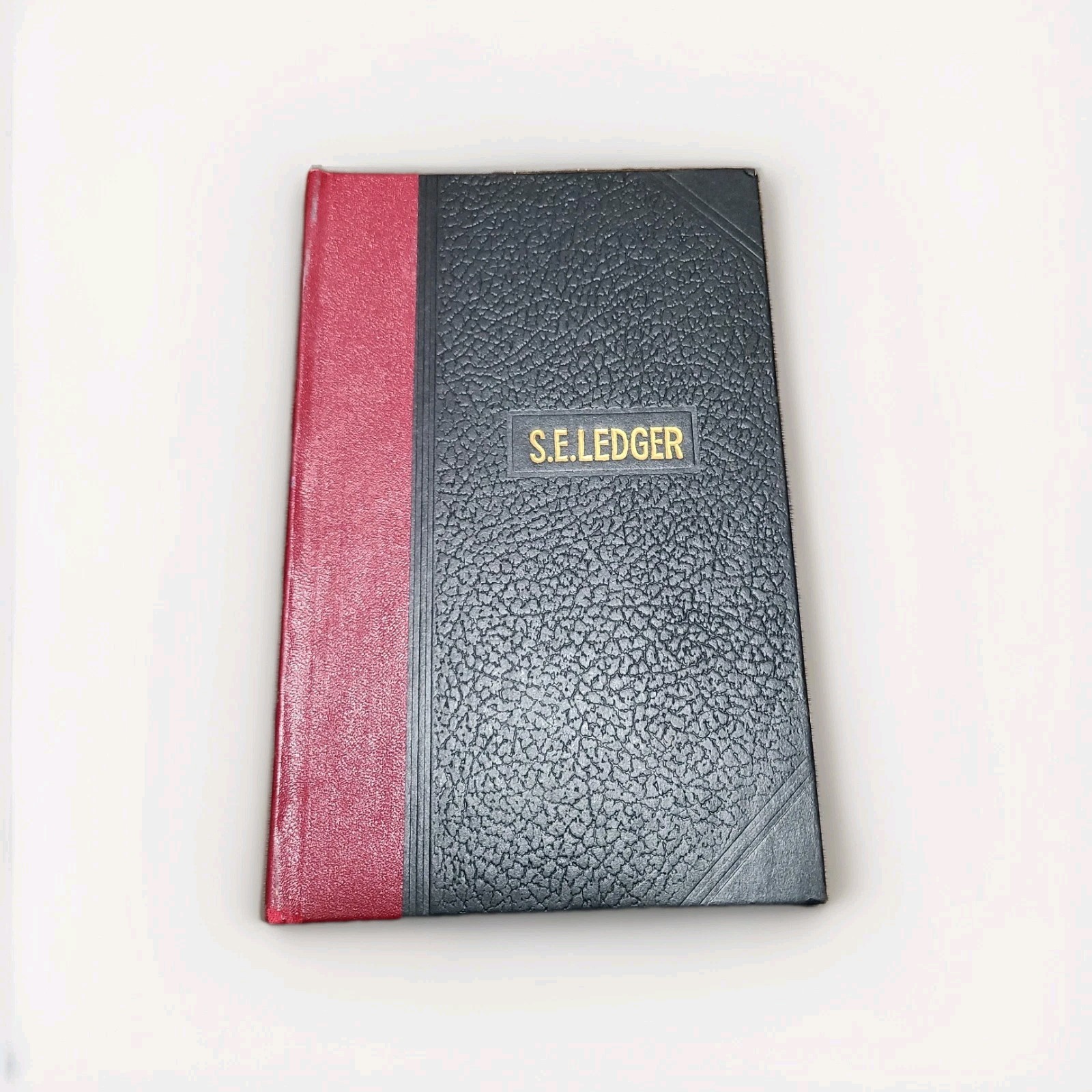Vintage 1960s S.E. Ledger Miniature Hard Cover 124 Pages + Index