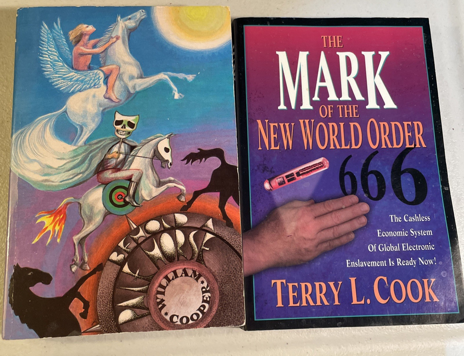 Behold a Pale Horse William Cooper 500p Unrevised Zion & Mark of NWO 666 Signed