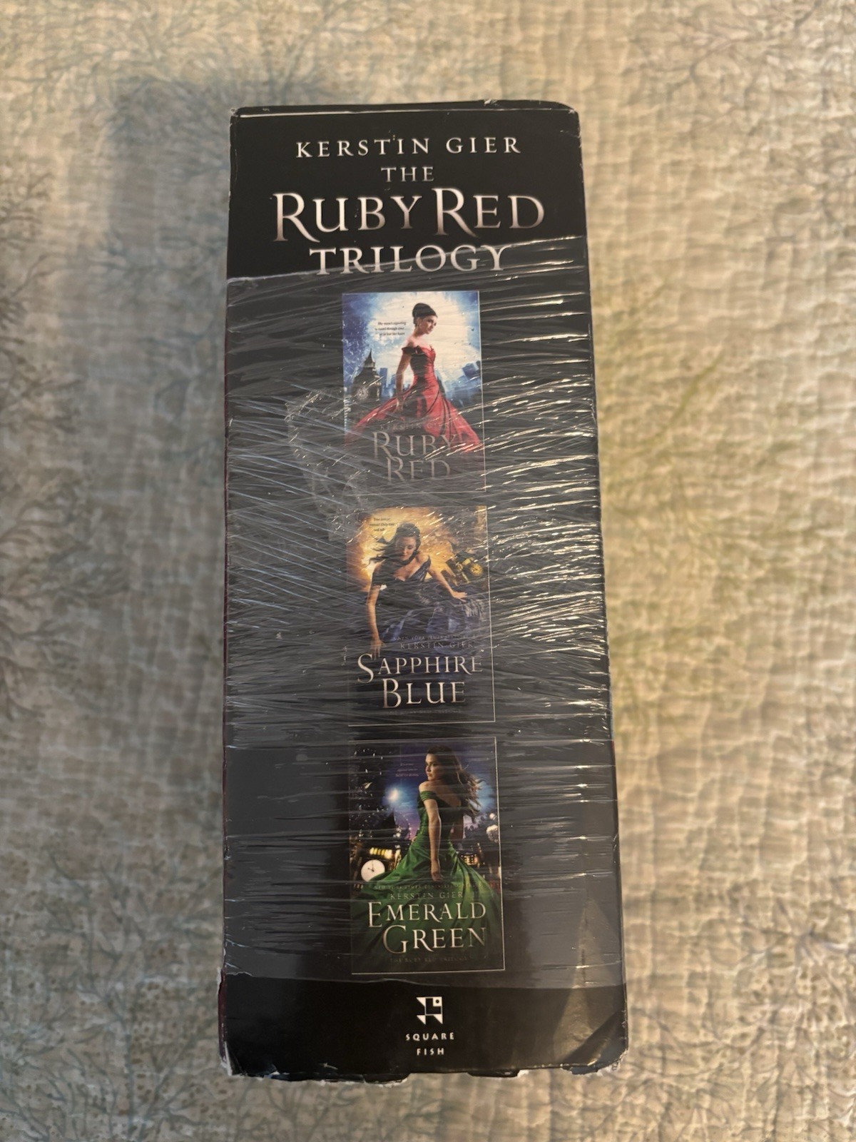 Ruby Red Trilogy Boxed Set : Ruby Red, Sapphire Blue, Emerald Green by Kerstin G
